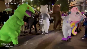 item: 'More REAL Battle Footage From Portland, Oregon'